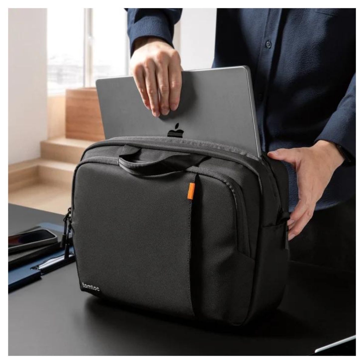 Tomtoc Maletín de Viaje con Correa Defender-A31 10L para MacBook 14" - imagen 8