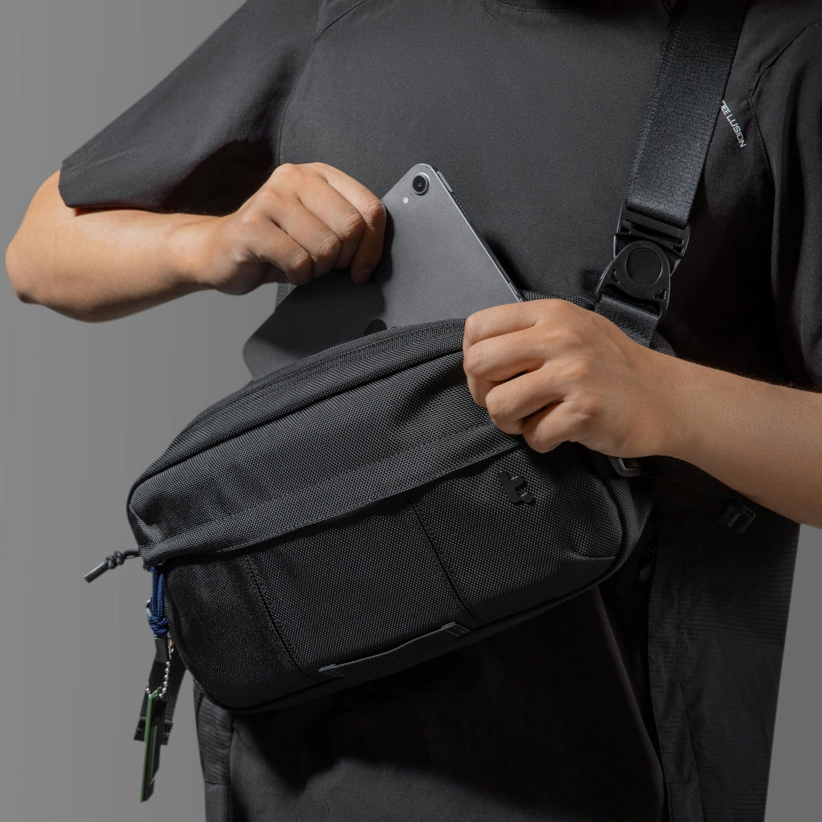 Tomtoc Banano Bandolera Wander-T26 para iPad Mini / N Switch 2 5.5L