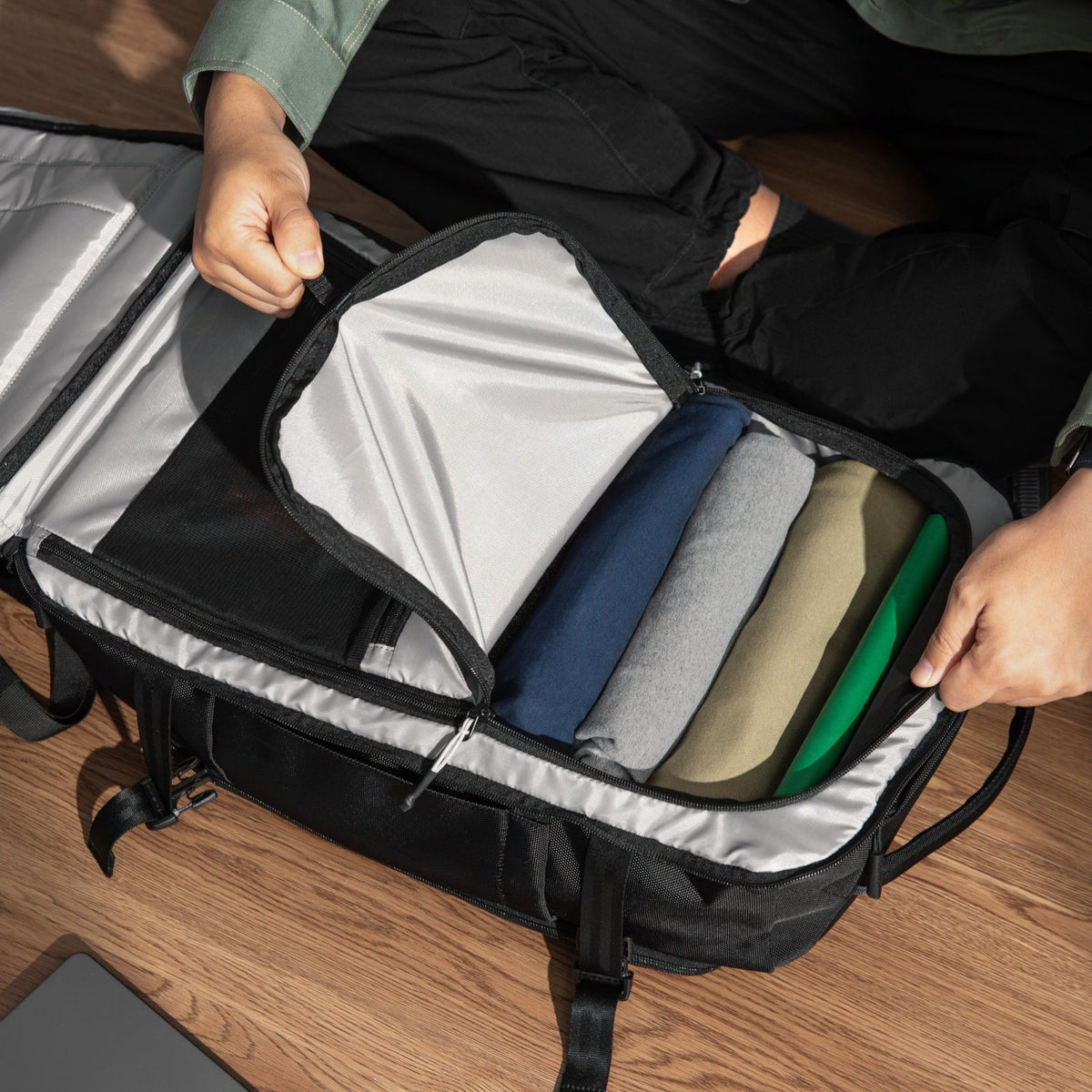 Tomtoc Mochila de Viaje Navigator-T67 38L para Notebook 17,3" - imagen 15