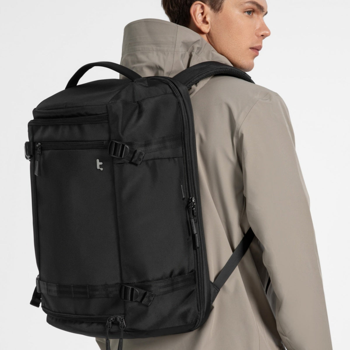 Tomtoc Mochila de Viaje Navigator-T67 38L para Notebook 17,3" - imagen 3