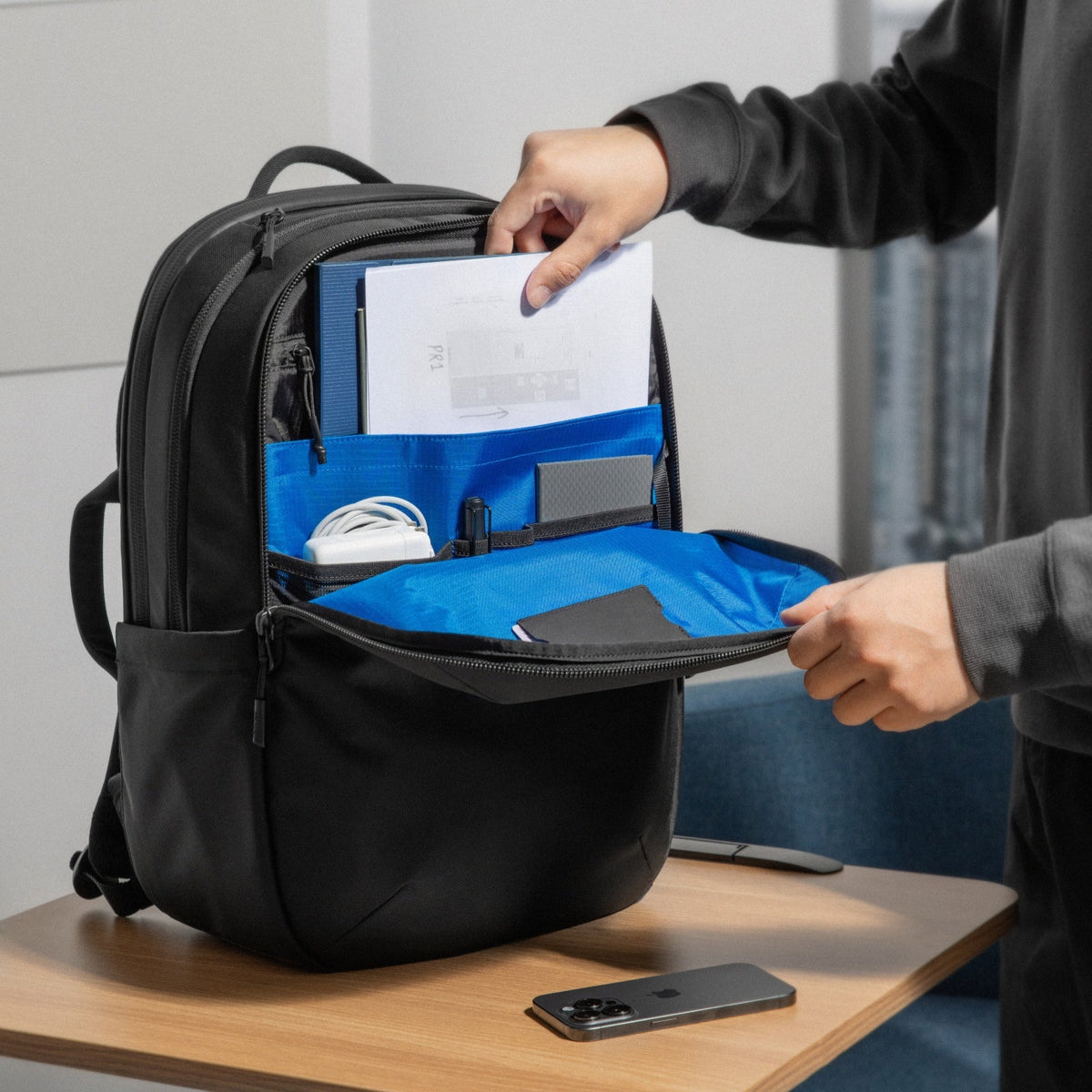 Tomtoc Mochila UrbanEX-T65 M 30L para Notebook 17,3"