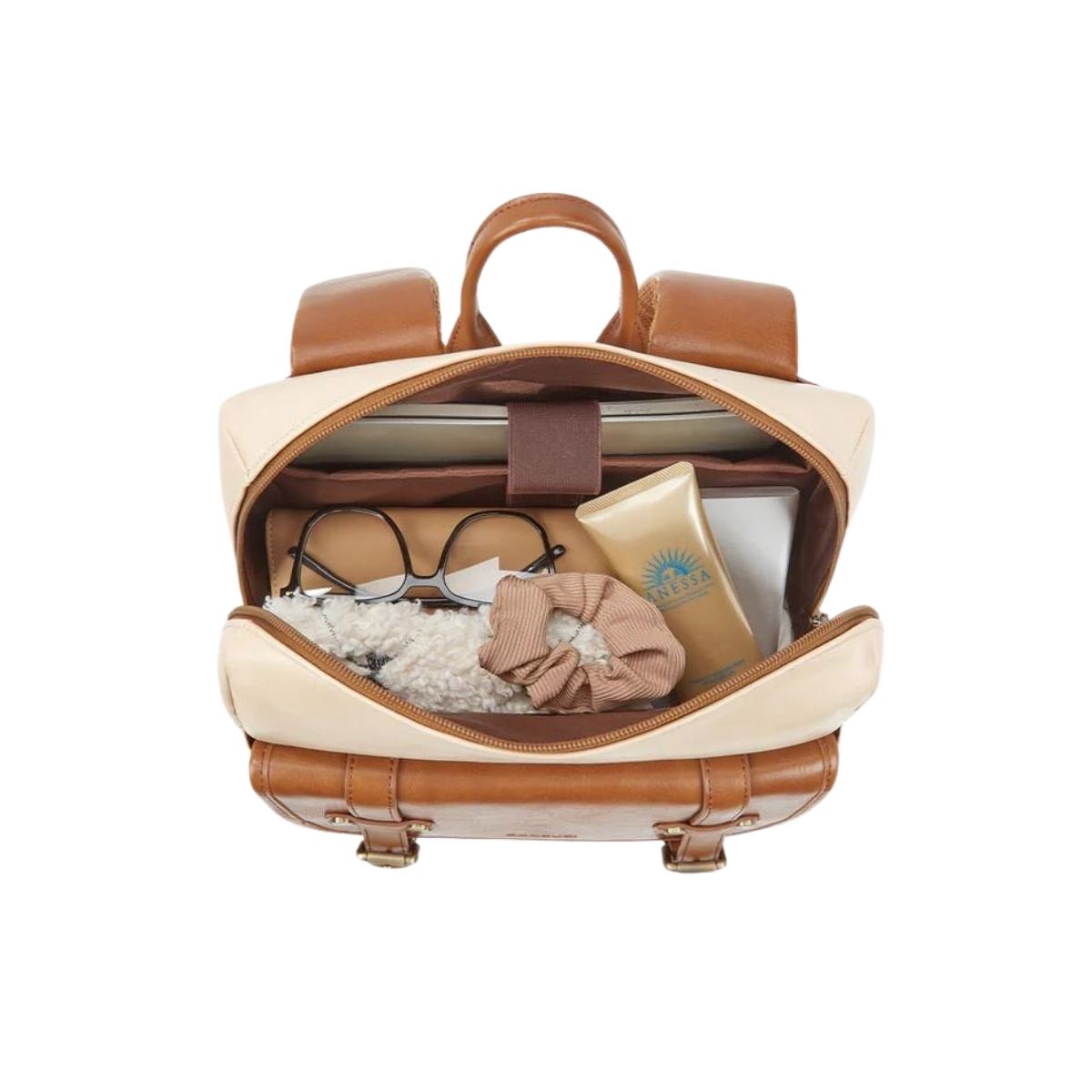 color:beige
