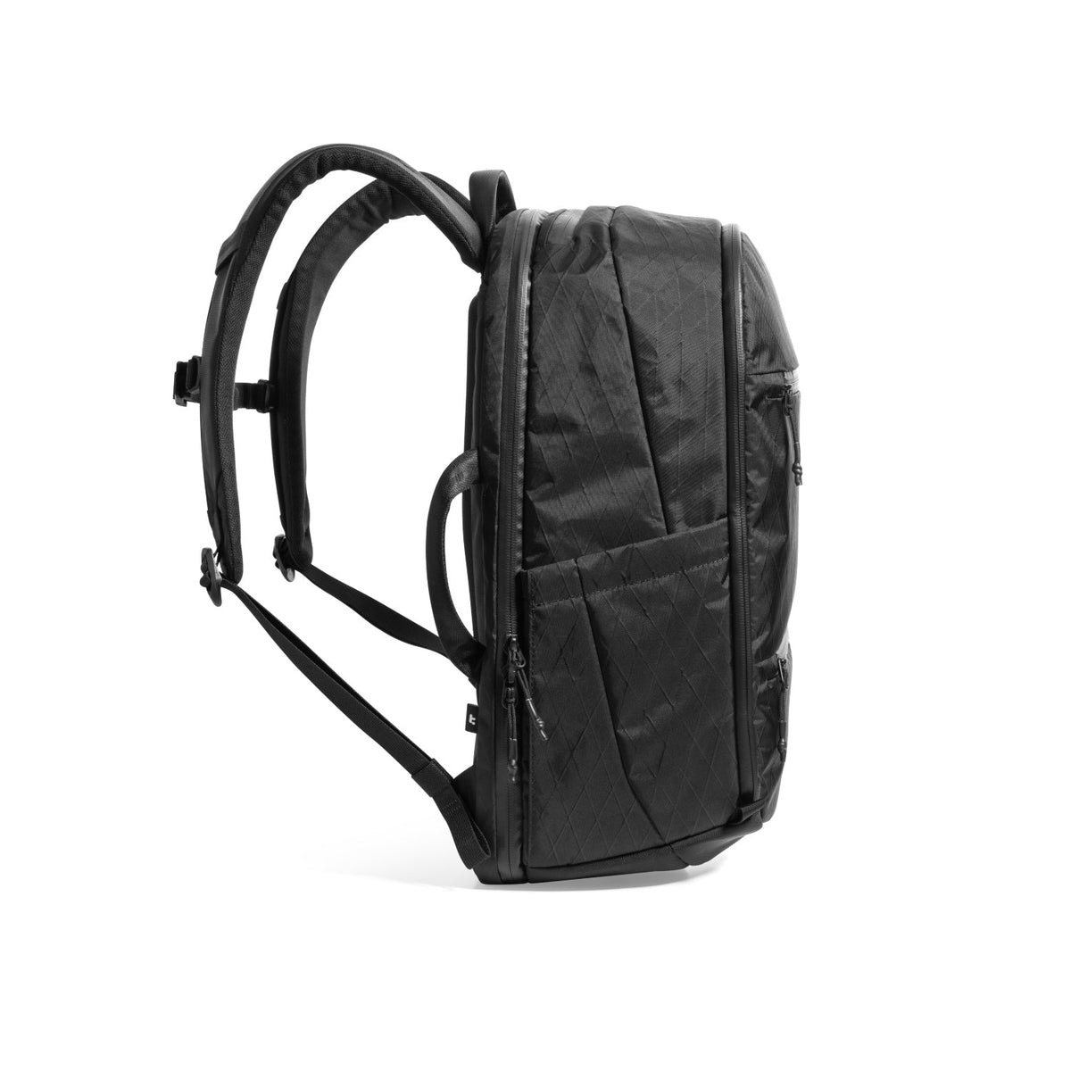 Tomtoc Mochila Premium UrbanEX-T77 de 32L para Notebook 16"